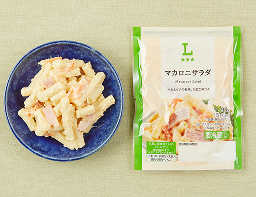 ローソンのマカロニサラダ。税込価格：181円、カロリー：151kcal、たんぱく質：4.6g、脂質：8.8g、炭水化物：14g、糖質：13g、食物繊維：1g、食塩相当量：1.3g。
