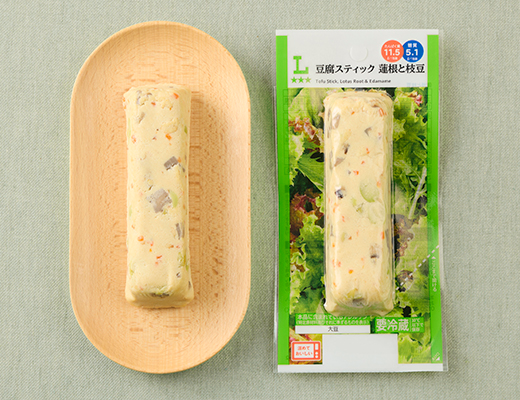 ローソンの豆腐スティック 蓮根と枝豆を比較する。税込価格：214円、カロリー：143kcal、1円あたりカロリー：0.67kcal/円、たんぱく質：11.5g、1円あたりたんぱく質：0.05g/円、脂質：8.3g、炭水化物：6.2g、糖質：5.1g、食物繊維：1.1g、食塩相当量：0.8g。