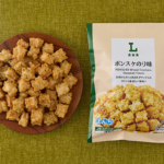 ローソンのポンスケのり味を比較する。税込価格：138円、カロリー：517kcal、1円あたりカロリー：3.75kcal/円、たんぱく質：3g、1円あたりたんぱく質：0.02g/円、脂質：31.2g、炭水化物：56.7g、糖質：55.4g、食物繊維：1.3g、食塩相当量：1.6g。