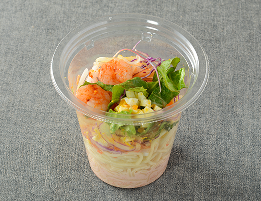 ローソンの振っておいしいパスタサラダ 海老明太子。税込価格：397円、カロリー：254kcal、たんぱく質：12.9g、脂質：10.7g、炭水化物：28.3g、糖質：24.5g、食物繊維：3.8g、食塩相当量：2.2g。