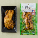 ローソンの炭火焼サラダチキン タンドリー風を比較する。税込価格：268円、カロリー：106kcal、1円あたりカロリー：0.40kcal/円、たんぱく質：15.1g、1円あたりたんぱく質：0.06g/円、脂質：4.1g、炭水化物：2.4g、糖質：2.2g、食物繊維：0.2g、食塩相当量：1.8g。