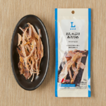 ローソンのおしゃぶりあたりめ 16gを比較する。税込価格：248円、カロリー：48kcal、1円あたりカロリー：0.19kcal/円、たんぱく質：11.6g、1円あたりたんぱく質：0.05g/円、脂質：0.2g、炭水化物：0.1g、糖質：0g、食物繊維：0.1g、食塩相当量：0.5g。