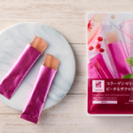 ローソンのコラーゲンゼリー ピーチ＆ザクロ味。税込価格：228円、カロリー：8.3kcal、たんぱく質：1.1g、脂質：0g、炭水化物：1g、糖質：0.9g、食物繊維：0.1g、食塩相当量：0g。