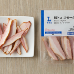 ローソンの豚トロ スモークを比較する。税込価格：268円、カロリー：184kcal、1円あたりカロリー：0.69kcal/円、たんぱく質：6.5g、1円あたりたんぱく質：0.02g/円、脂質：17.4g、炭水化物：0.6g、糖質：0.1g、食物繊維：0.5g、食塩相当量：1g。