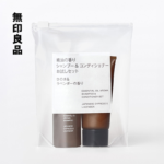 ローソンの無印良品 精油の香り シャンプー＆コンディショナー お試しセット ひのき&ラベンダーの香り。税込価格：1,089円。