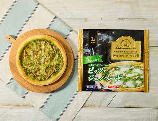 ローソンのラ・ピッコラ・ターヴォラ監修 ジェノベーゼを比較する。税込価格：624円、カロリー：515kcal、1円あたりカロリー：0.83kcal/円、たんぱく質：20.3g、1円あたりたんぱく質：0.03g/円、脂質：21.1g、炭水化物：62.7g、糖質：59.5g、食物繊維：3.2g、食塩相当量：2.7g。