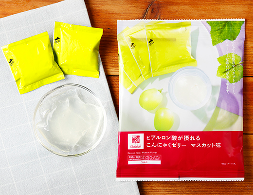 ローソンのヒアルロン酸が摂れるこんにゃくゼリー マスカット味の商品画像