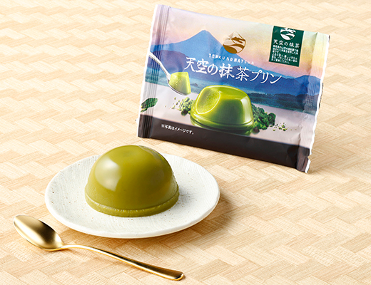 徳島産業　天空の抹茶プリン ローソン 自然豊かな静岡の山間地域茶園で育まれた、「天空の抹茶」を使用したデザート。