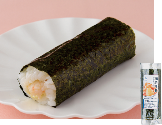 ローソンの手巻寿司 海老マヨ。税込価格：279円、カロリー：179kcal、たんぱく質：4.3g、脂質：4.4g、炭水化物：31.1g、糖質：30g、食物繊維：1.1g、食塩相当量：1.6g。