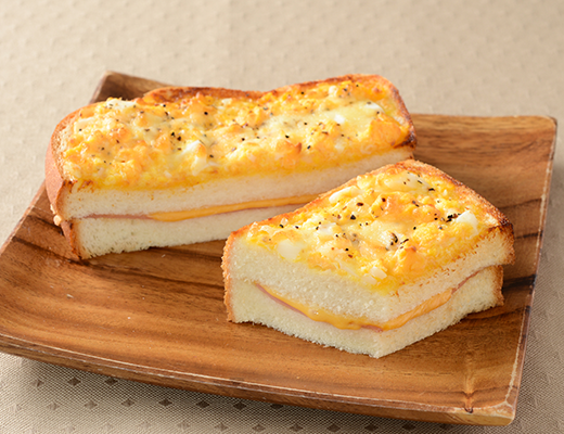 ハムチーズたまごトースト ローソン 具材感を感じられるたまごフィリング、ハムとチーズがおいしい！