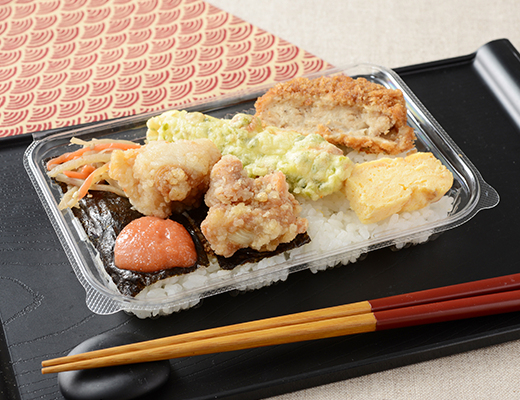 ローソンの明太唐揚のり弁当。税込価格：540円、カロリー：529kcal、たんぱく質：21g、脂質：18.4g、炭水化物：71.3g、糖質：68.2g、食物繊維：3.1g、食塩相当量：2.3g。