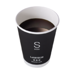 ローソンのコーヒー(S)。税込価格：160円、カロリー：6kcal、たんぱく質：0.3g、脂質：0g、炭水化物：1.3g、糖質：1.1g、食物繊維：0.2g、食塩相当量：0g。