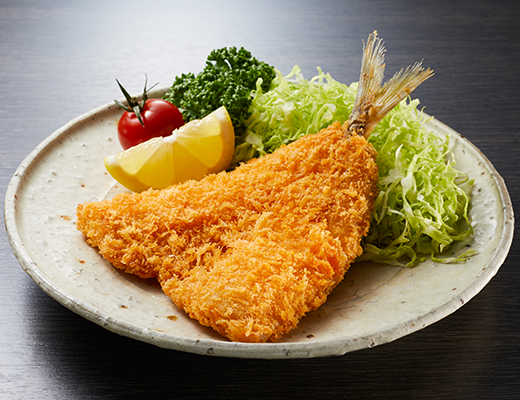 ローソンのふっくらあじフライ。税込価格：190円、カロリー：315kcal、たんぱく質：12.3g、脂質：21.3g、炭水化物：18.7g、糖質：18g、食物繊維：0.6g、食塩相当量：0.6g。