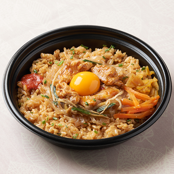 ファミリーマート 特製だれが決め手の甘辛焼肉&ビビンバ炒飯