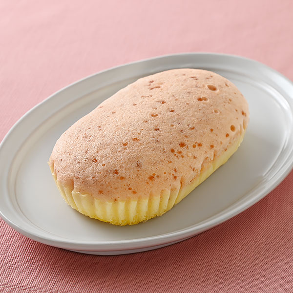 ファミリーマート 2層のいちごミルク蒸しケーキ