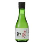 セブンイレブンの中野 智恵美人 純米酒 ３００ｍｌを比較する。税込価格：770円。