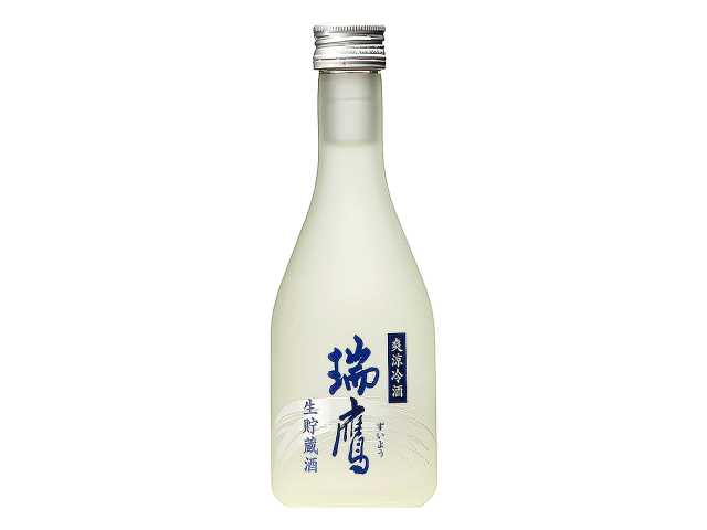 セブンイレブンの瑞鷹 爽涼冷酒 ３００ｍｌを比較する。税込価格：528円。