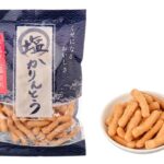 セブンイレブンのクリート 塩かりんとう 赤穂の甘塩を比較する。税込価格：238円。アレルギー：乳、小麦。