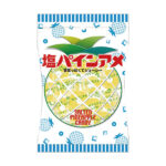 ファミリーマートのパイン 塩パインアメを比較する。税込価格：213円。ロングセラー商品「パインアメ」に塩を加えた甘塩っぱくジューシーな味わいの商品です。 ［ファミリーマート先行発売・数量限定］。