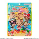 ファミリーマートのサンリオキャラクターズトロピカルサマーグミを比較する。税込価格：194円。人気爆発中の日焼けデザイン。夏味トロピカルフルーツが味わえます。 サンリオキャラクターズのグミが登場です。 パッケージは全4種。かわいい日焼けデザインはすべてオリジナルの描き下ろしです。 ※店舗により発売日・販売開始時間が異なる場合がございます。