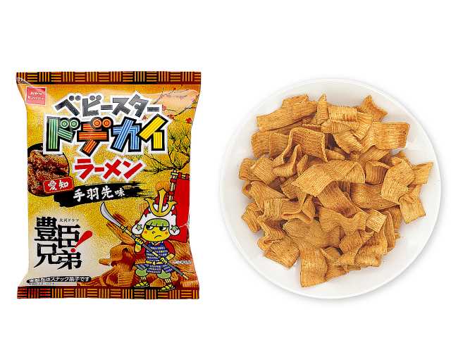 セブンイレブンのおやつＣ ベビースタードデカイラーメン豊臣兄弟！愛知手羽先味を比較する。税込価格：151円。アレルギー：乳、小麦。