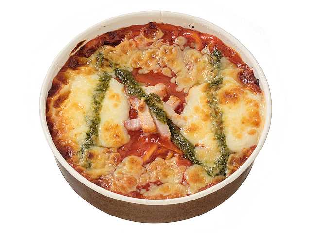 セブンイレブン チーズの虜 うまトマソース 焼きパスタ