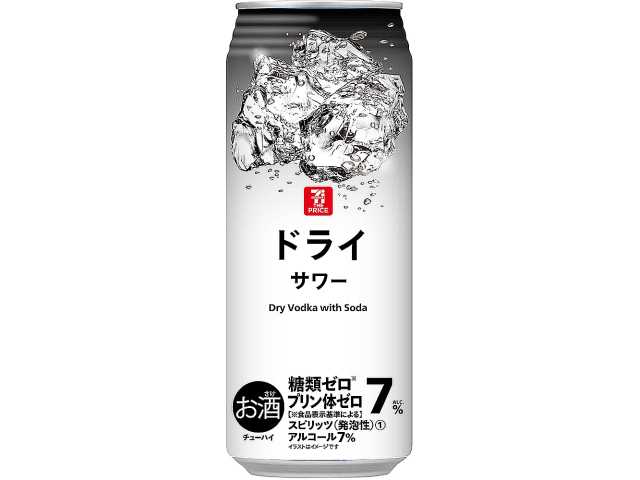 セブンイレブンの７ザ・プライス ドライサワー ５００ｍｌを比較する。税込価格：143円。アルコール度数7%のドライサワーです。
