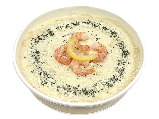 セブンイレブンの海老のレモンクリームパスタを比較する。税込価格：562円、カロリー：572kcal、たんぱく質：26.2g、脂質：16.9g、炭水化物：81.3g、糖質：76.4g、食物繊維：4.9g、食塩相当量：5.7g。レモンの酸味とフレッシュな香りが立つクリームソースのパスタです。レモンスライスとブラックペッパーのアクセントで爽やかなソースです。アレルギー：乳、小麦、えび。