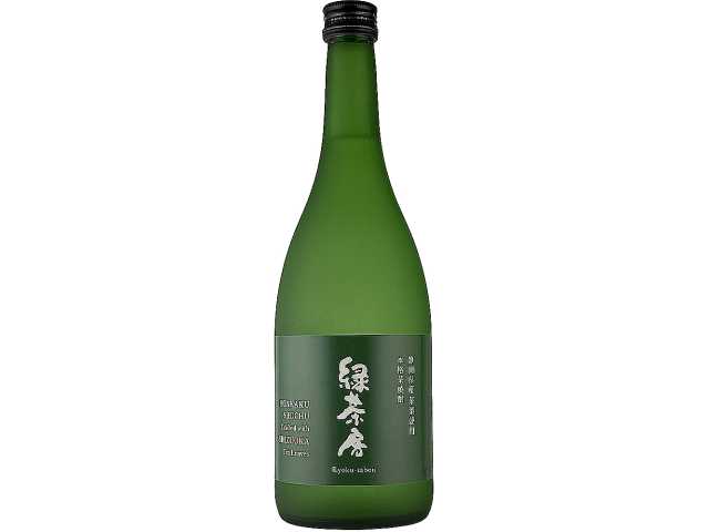 セブンイレブンの２５°本格茶焼酎 緑茶房７２０ｍｌを比較する。税込価格：1,540円。