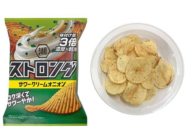 セブンイレブンの湖池屋 ストロングサワークリームオニオンを比較する。税込価格：180円。アレルギー：乳、小麦。