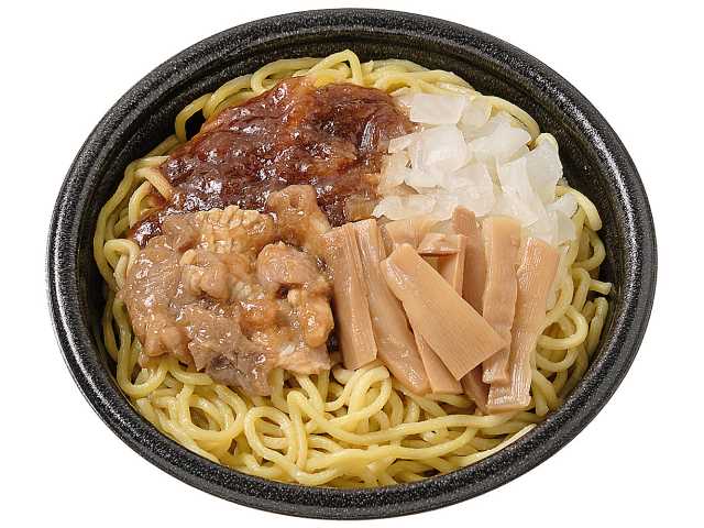 セブンイレブン 熟成麺 鶏ガラ醤油の油そば