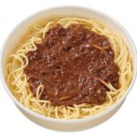 セブンイレブン じっくり煮込んだミートパスタ