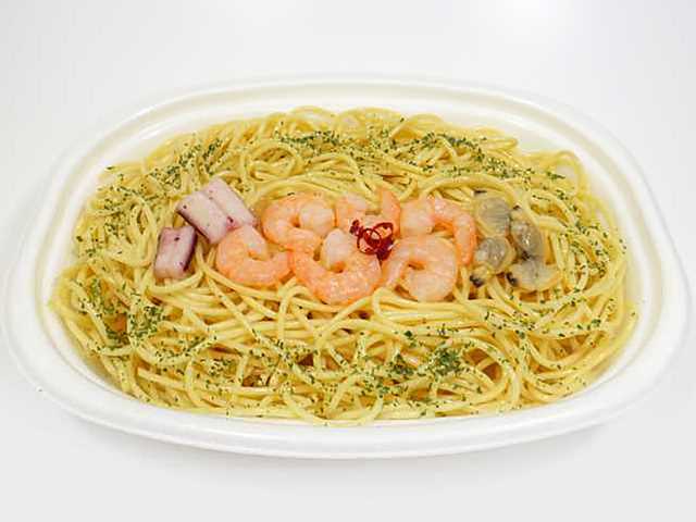 セブンイレブン 魚介の旨塩大盛パスタ