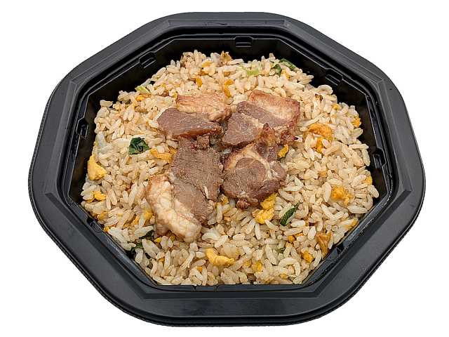 セブンイレブン 鉄鍋炒めの肉やきめし