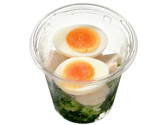 セブンイレブン ブロッコリーチキンエッグ