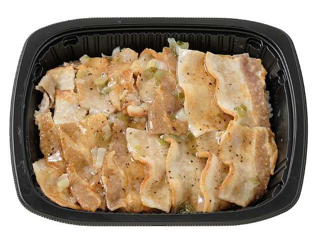 セブンイレブン 旨塩ダレのねぎ塩豚カルビ弁当（もち麦）