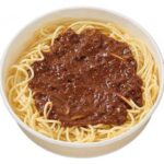 セブンイレブン じっくり煮込んだミートパスタ