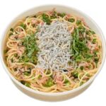 セブンイレブン 国産釜揚げしらすと小海老のオイルパスタ