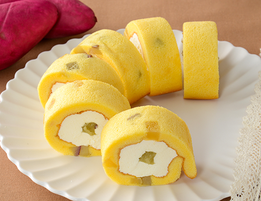 ローソン ごろっとした焼き芋のもち食感ロール(紅はるか)