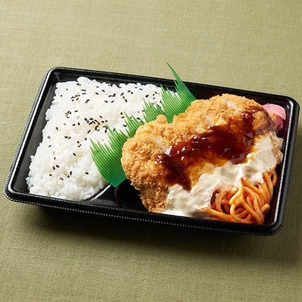 ファミリーマート ダブルソースで食べる！チキンカツ弁当