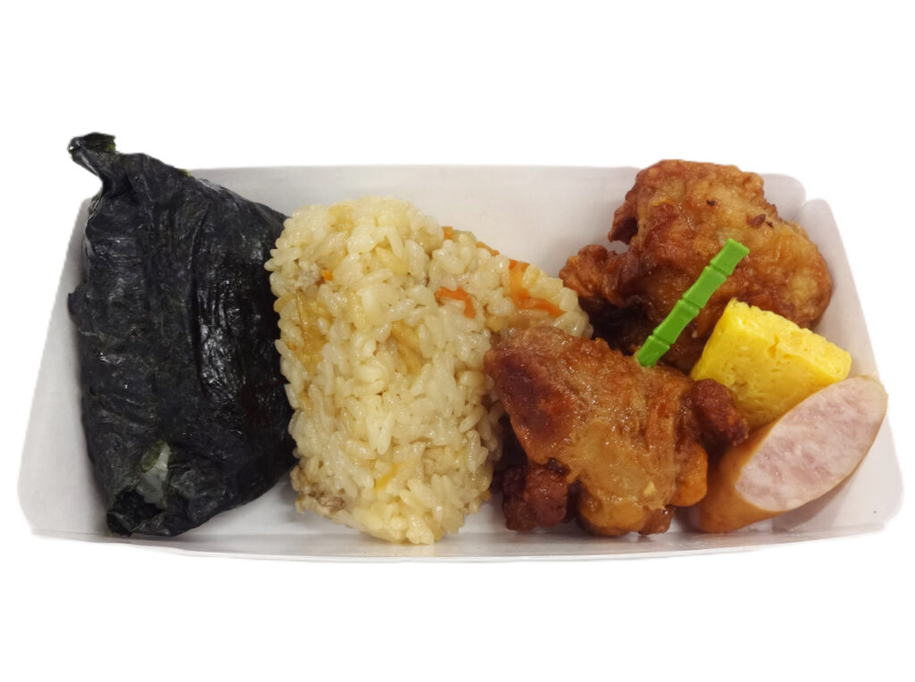 セブンイレブン 唐揚げおむすびセット（梅しそ・とりめし）