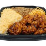 セブンイレブン ピリ辛チキン＆鶏そぼろ弁当