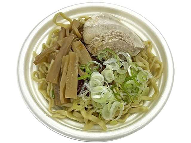 セブンイレブン 麺３００ｇ 熟成太麺中華そば
