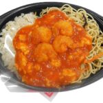 セブンイレブン 甘辛仕立てのエビチリチャーハン＆塩焼きそば