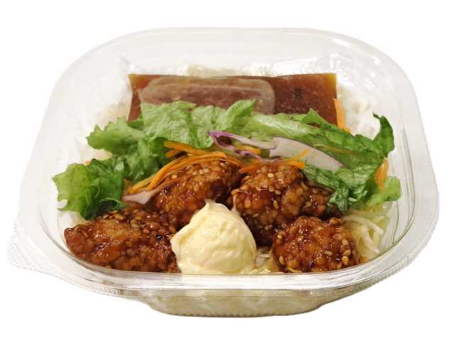 セブンイレブン 甘辛鶏むね唐揚げのパスタサラダ