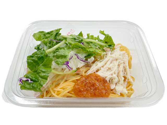 セブンイレブン 蒸し鶏と明太クリームソースのパスタサラダ