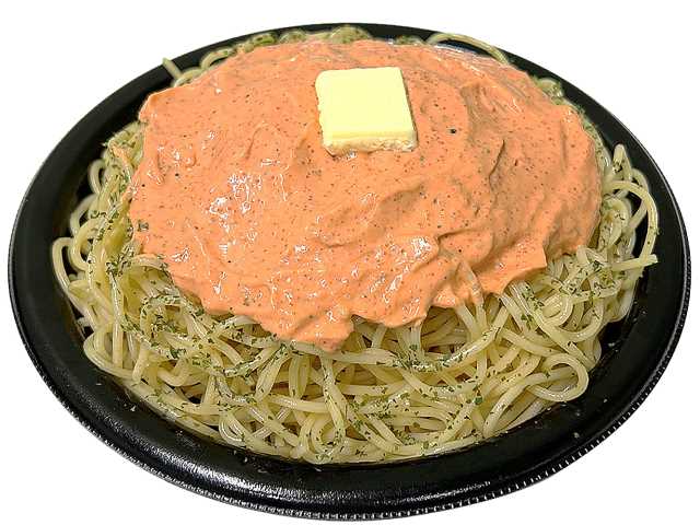 セブンイレブン 明太マヨのスパゲティ 博多辛子明太子使用