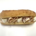 セブンイレブン バゲット ベーコン＆カマンベール