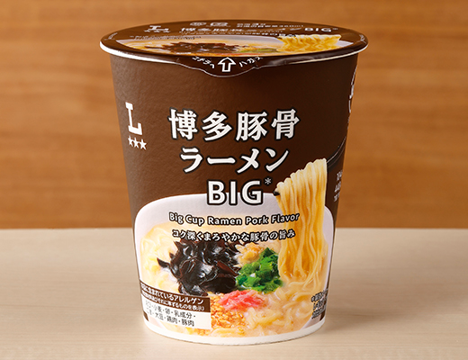 ローソン 博多豚骨ラーメン BIG